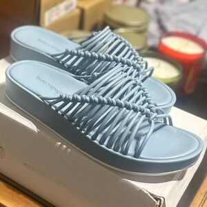 💙 Bruno Menegatti “Annalissa” Platform Sandal in Azzurre 💙
Size 8 | New in Box